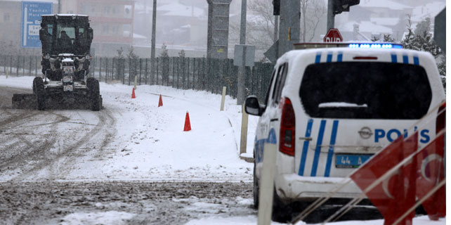 Sivas Yolu Kapandı